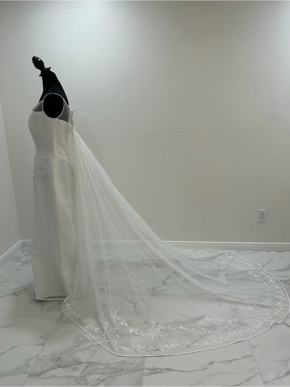 Casablanca Bridal | Dresses | Casablanca Bridal White Wedding Dress With Long Laceedged Veil Style 366 | Poshmark Casablanca Bridal | Dresses | Casablanca Bridal White Wedding Dress With Long Laceedged Veil Style 366 | Poshmark